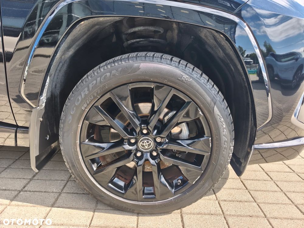 Toyota RAV4 2.5 Hybrid Black Edition by JBL 4x4 - 11