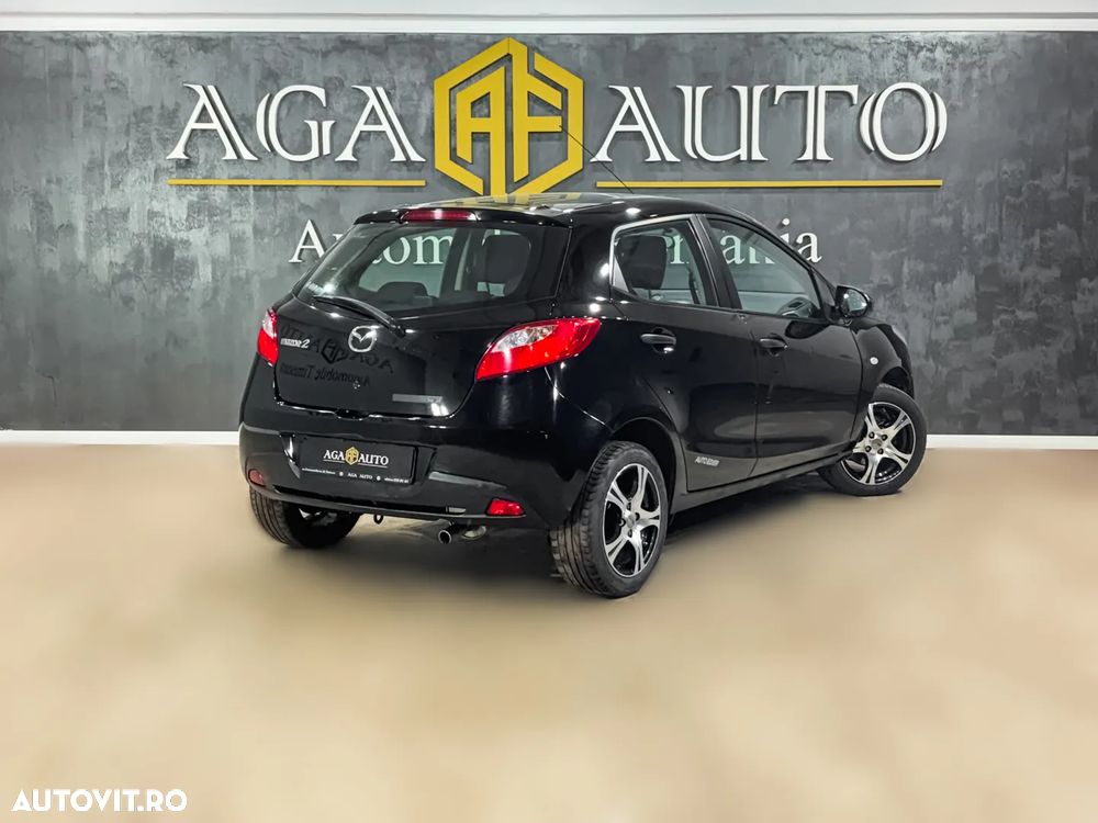 Mazda 2 - 4