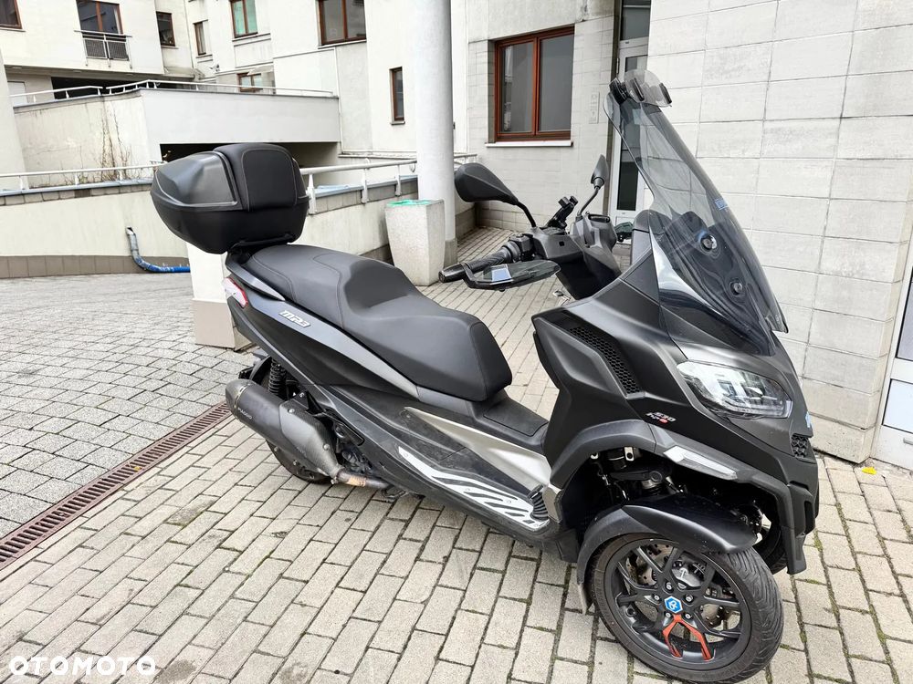 Piaggio MP-3 - 2