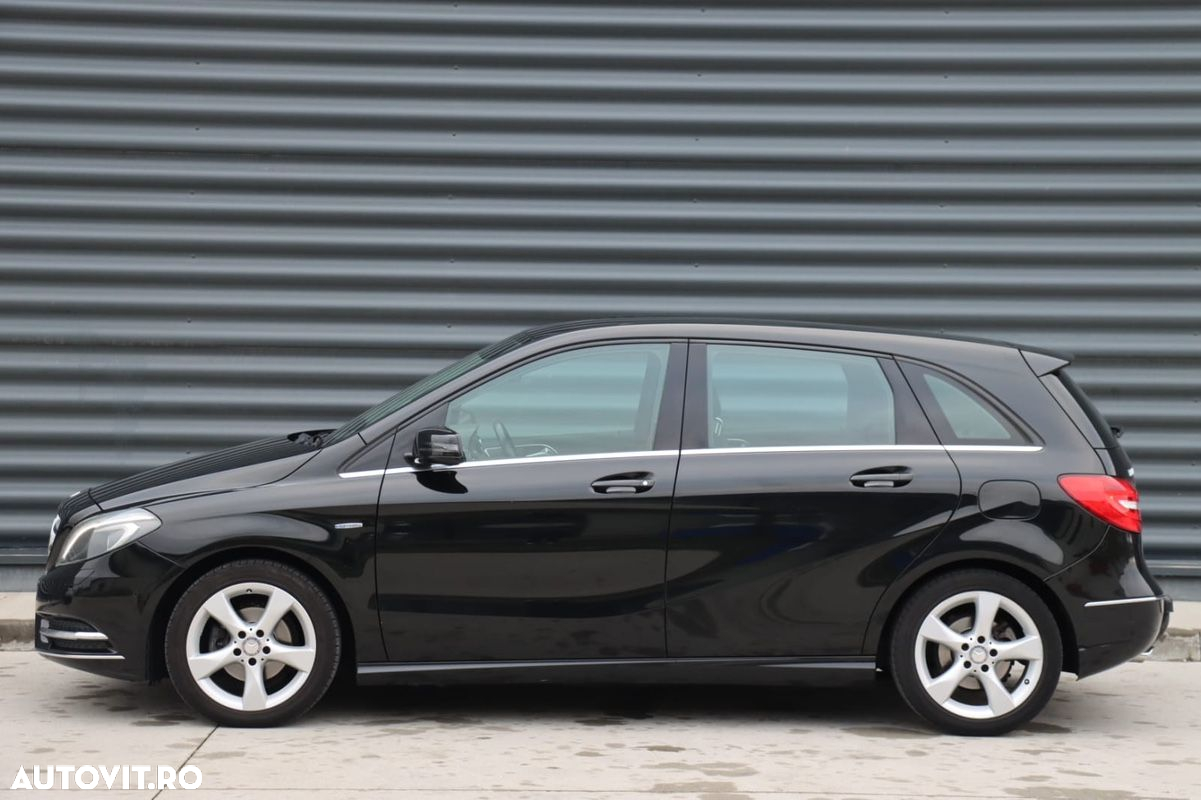 Mercedes-Benz B 180 CDI BlueEFFICIENCY - 12