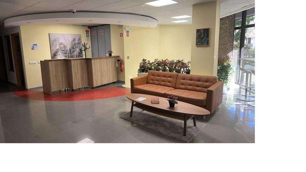Loja / Estabelecimento Comercial em Faro (Sé e São Pedro) de 525,00 m2 - Grande imagem: 2/11