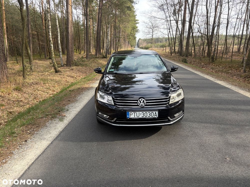 Volkswagen Passat 2.0 TDI 4Mot Highline DSG - 2