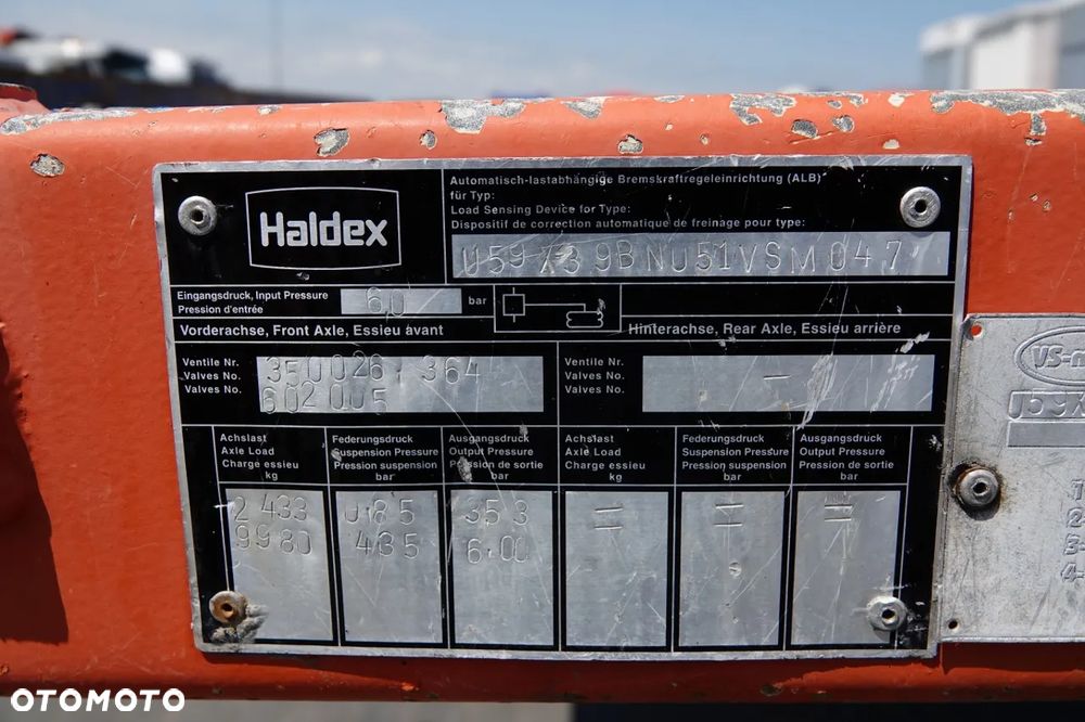 Nooteboom VS-MONT/ VSAT11 / NACZEPA LAWETA / NISKOPODWOZIOWA / 17 M / PODEST HYDRAULICZNY / WCIĄGARKA / SAF - 23