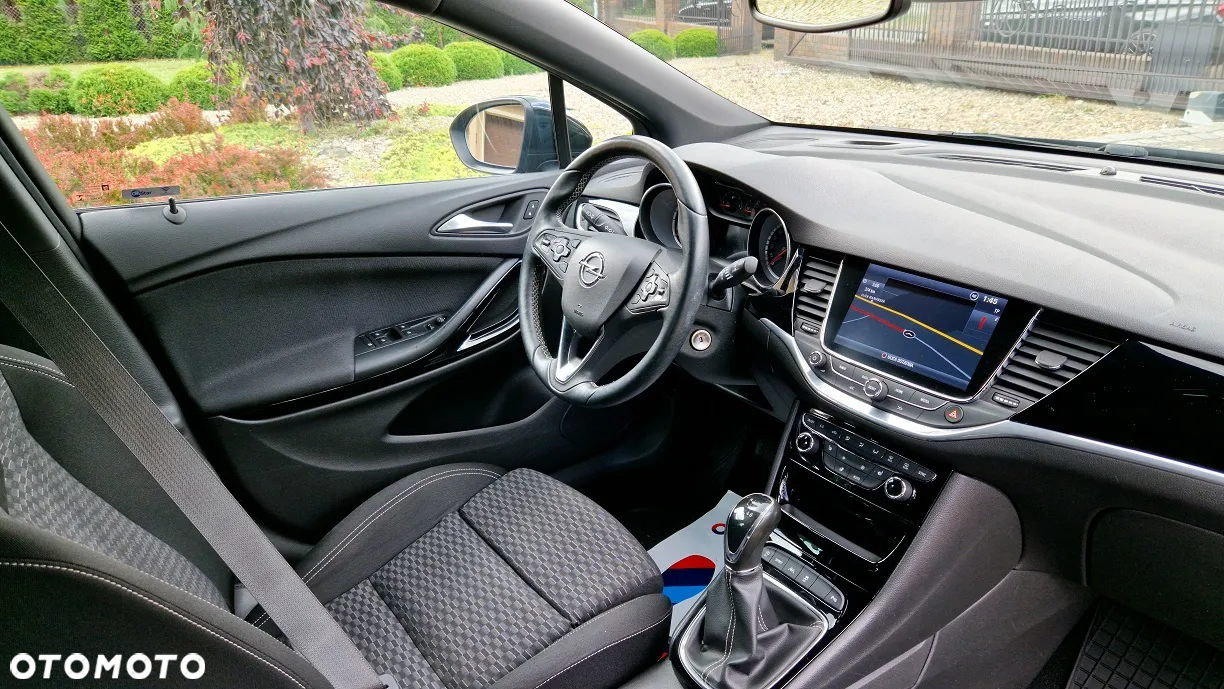 Opel Astra V 1.6 CDTI Dynamic S&S - 12