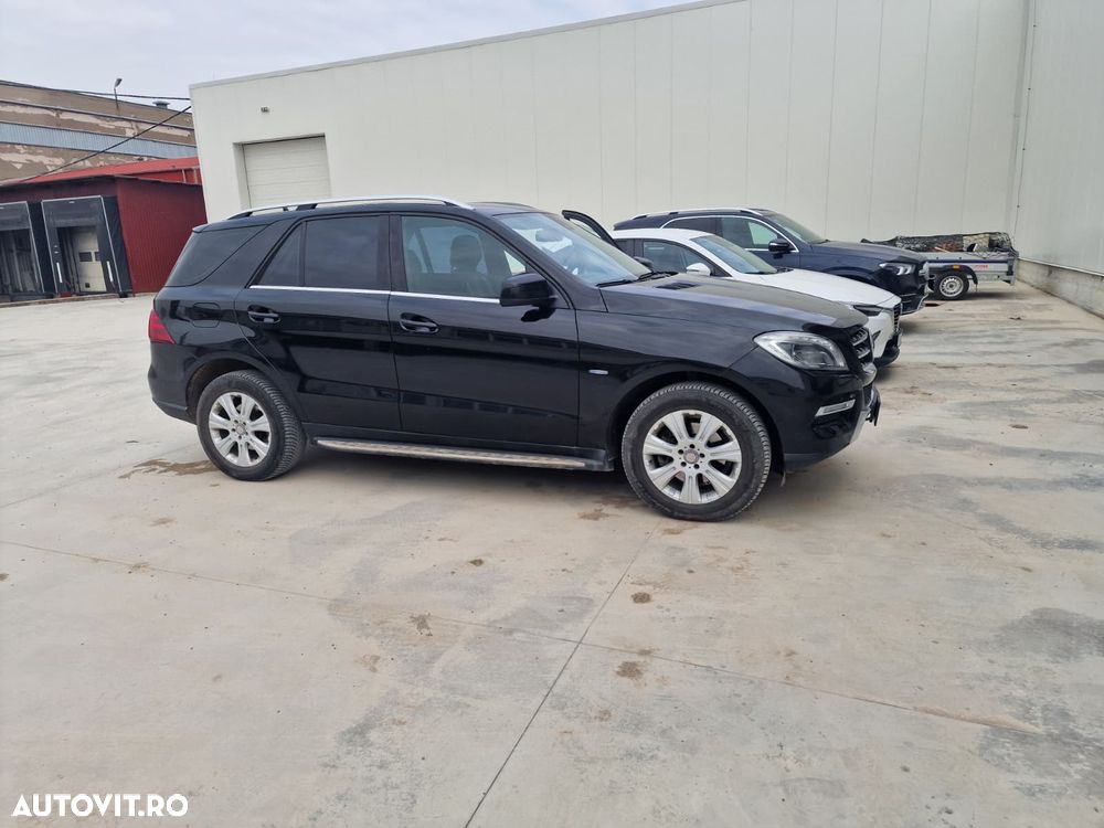 Mercedes-Benz ML - 4