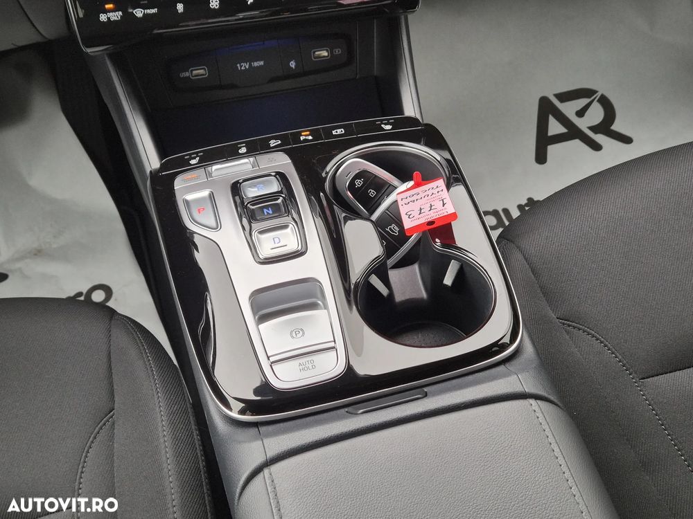 Hyundai Tucson 1.6 T-GDi 4WD - 19