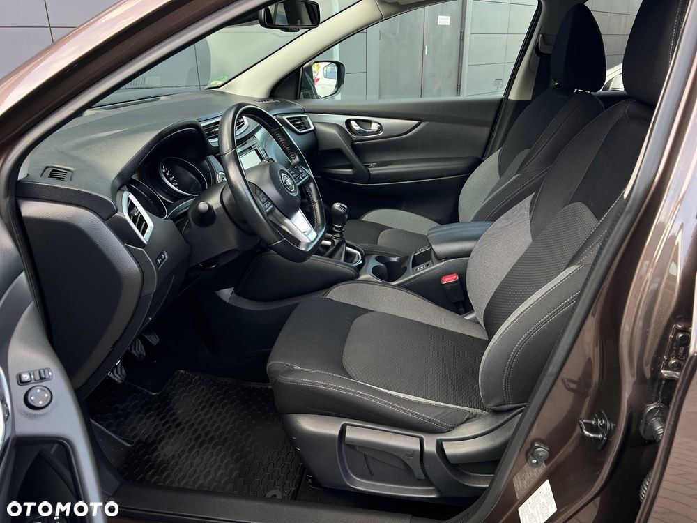 Nissan Qashqai 1.3 DIG-T MHEV N-Connecta - 18