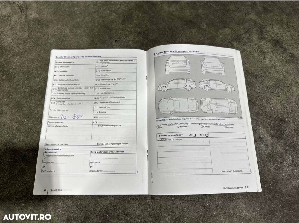 Volkswagen e-Golf - 18