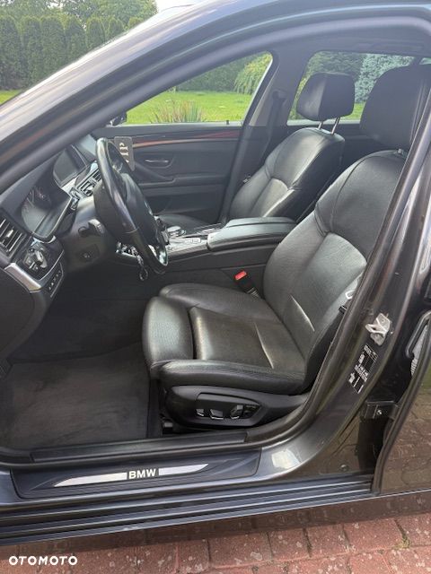 BMW Seria 5 520d - 8