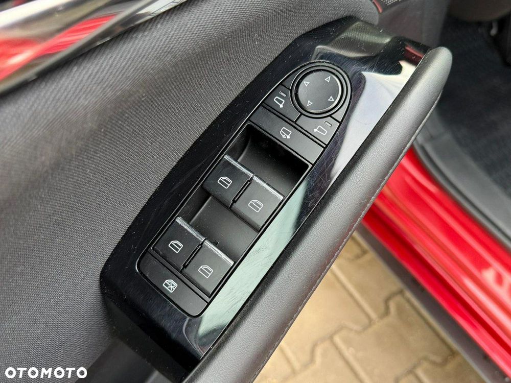 Mazda 3 e-SKYACTIV-G 122 M HYBRID DRIVE EXCLUSIVE-LINE - 11