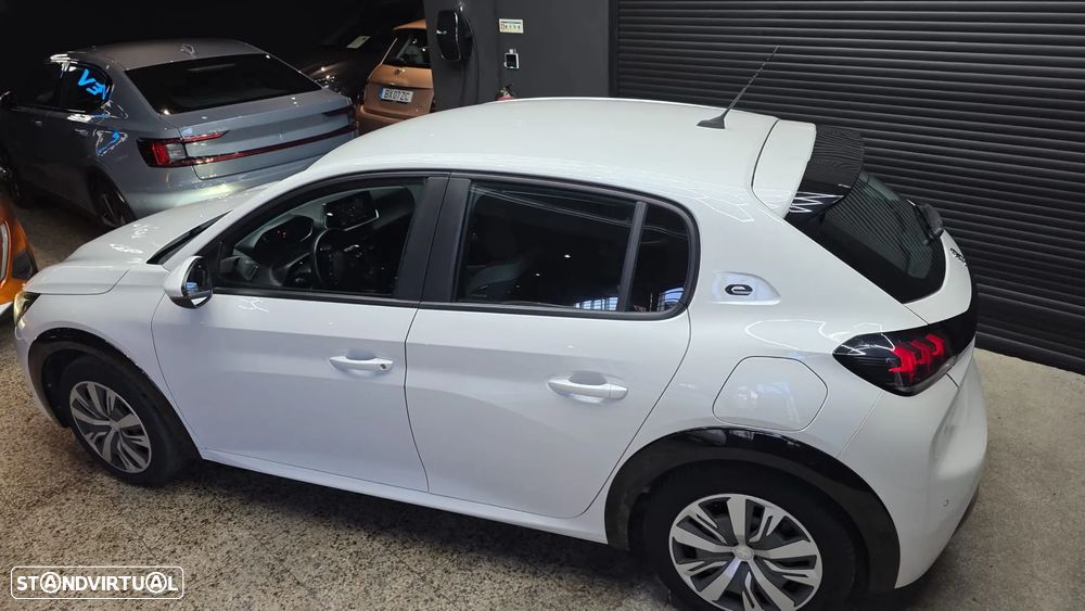 Peugeot e-208 50 kWh Active Pack - 7