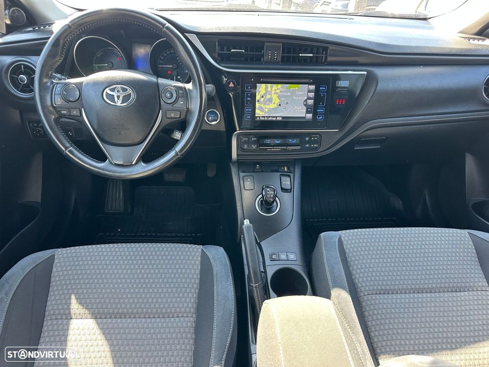Toyota Auris - 10