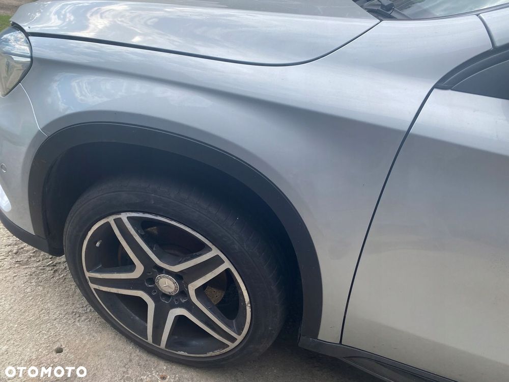MERCEDES gla 156 amg blotnik lewy kolor 761 - 1