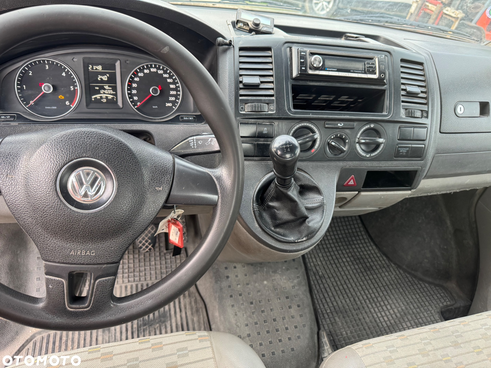 Volkswagen Transporter - 11