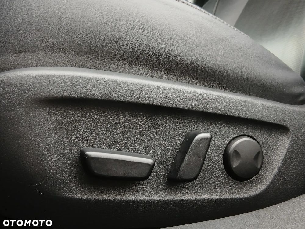 Mazda 3 2.0 mHEV Hikari - 5