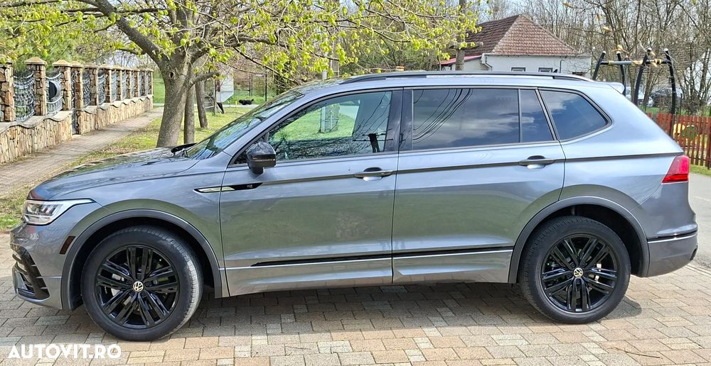 Volkswagen Tiguan - 10