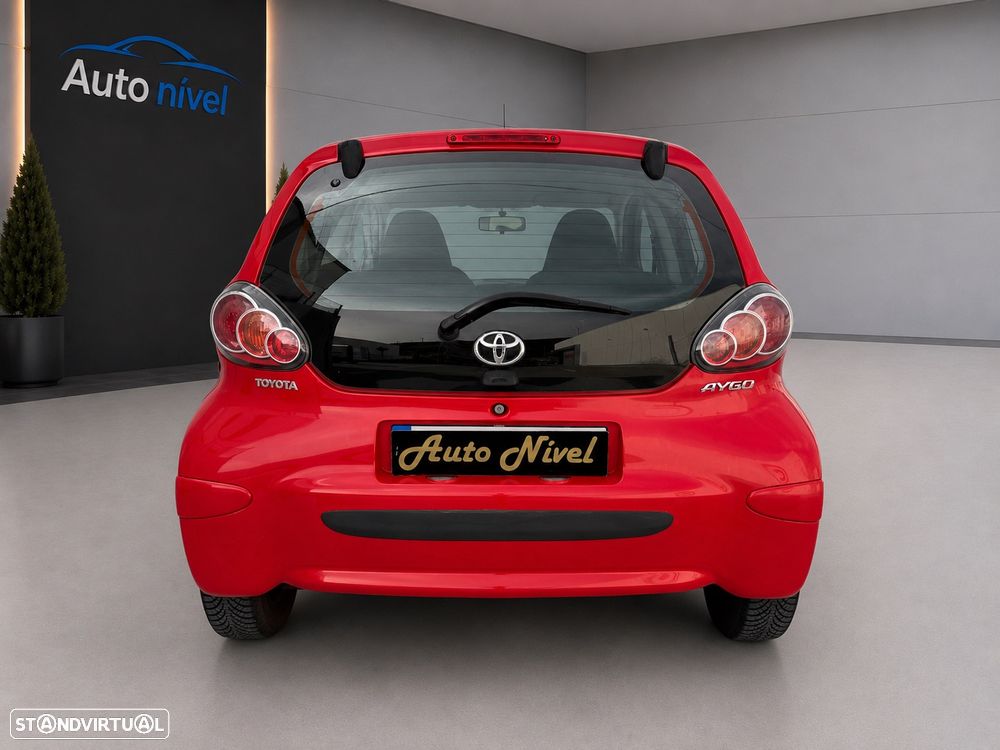 Toyota Aygo 1.0 Red Edition - 17
