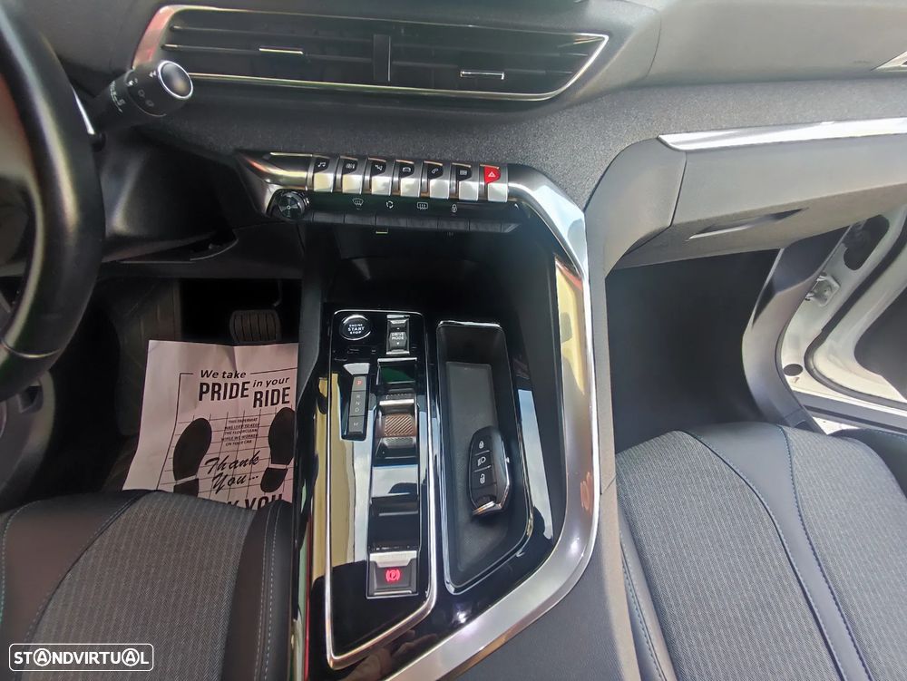 Peugeot 3008 BlueHDi 130 Stop & Start EAT8 Active Business-Pack - 21