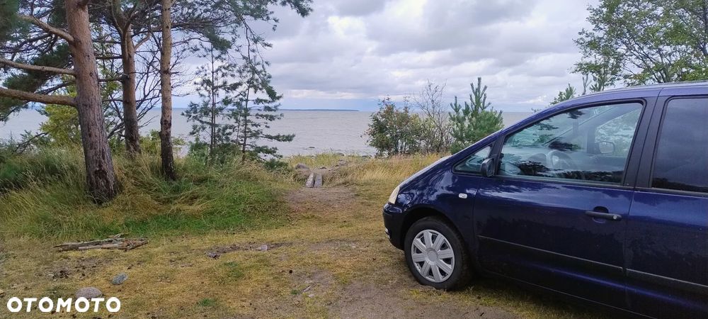 Volkswagen Sharan 2.0 - 13