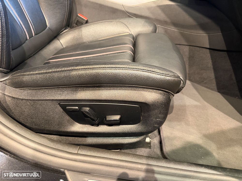 BMW 520 d Pack Desportivo M Auto - 30