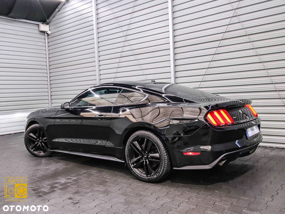 Ford Mustang 2.3 Eco Boost - 4