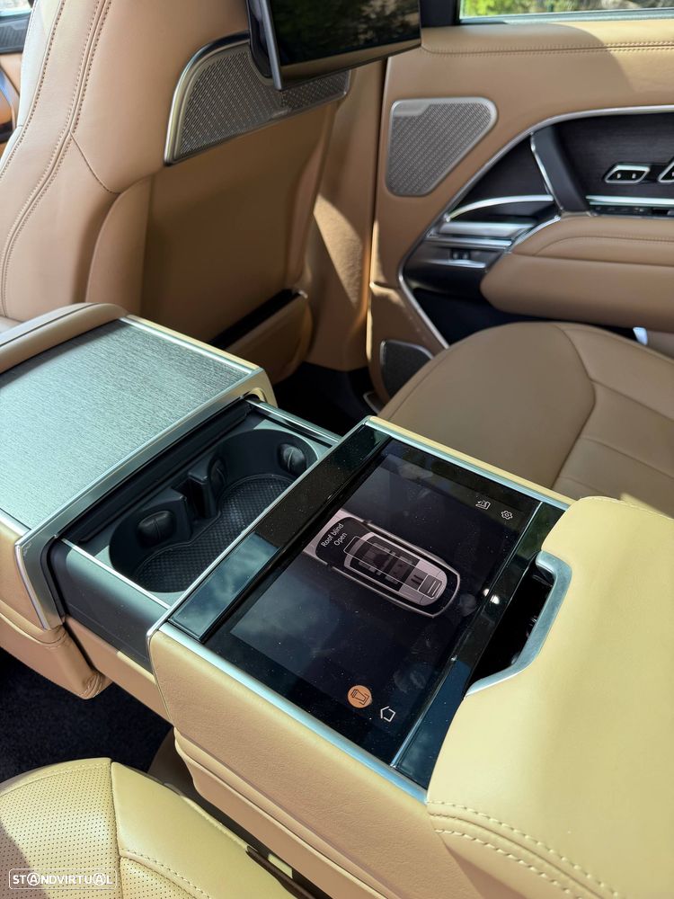 Land Rover Range Rover P550e Autobiography - 16
