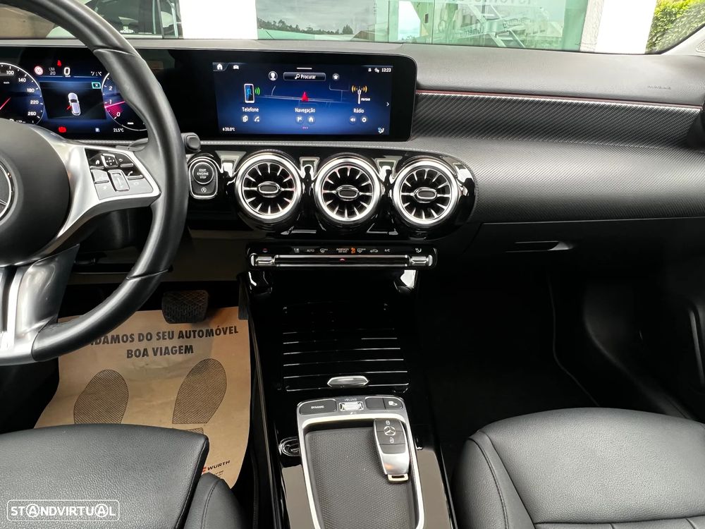 Mercedes-Benz A 200 Progressive Aut. - 30