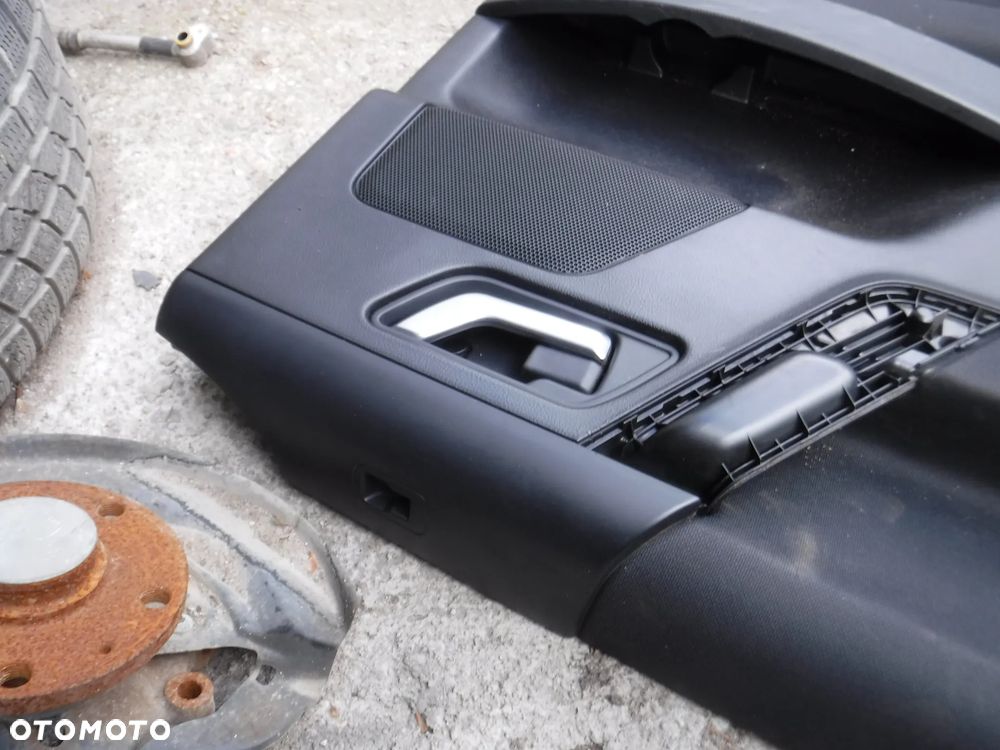 Land Rover Freelander II boczki drzwi tapicerki - 7