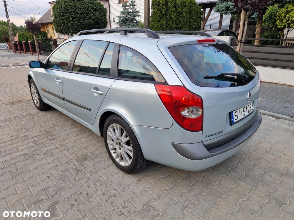 Renault Laguna - 1