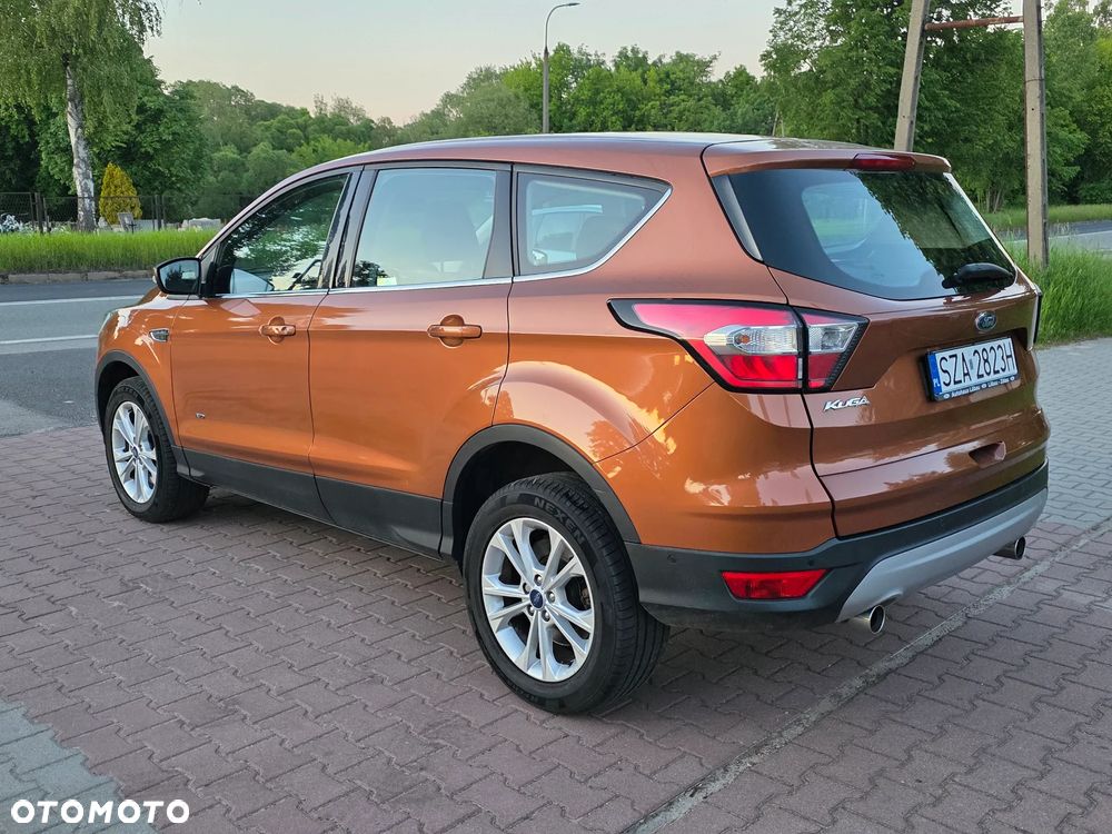 Ford Kuga 2.0 TDCi AWD Titanium - 2