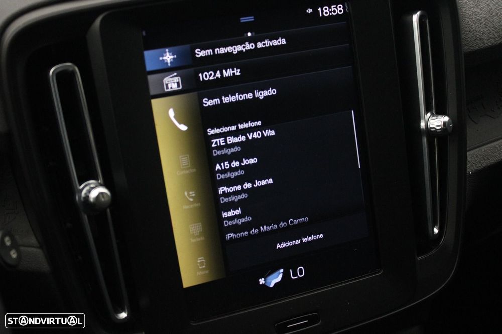 Volvo XC 40 1.5 T2 Momentum Core — fotografia 15