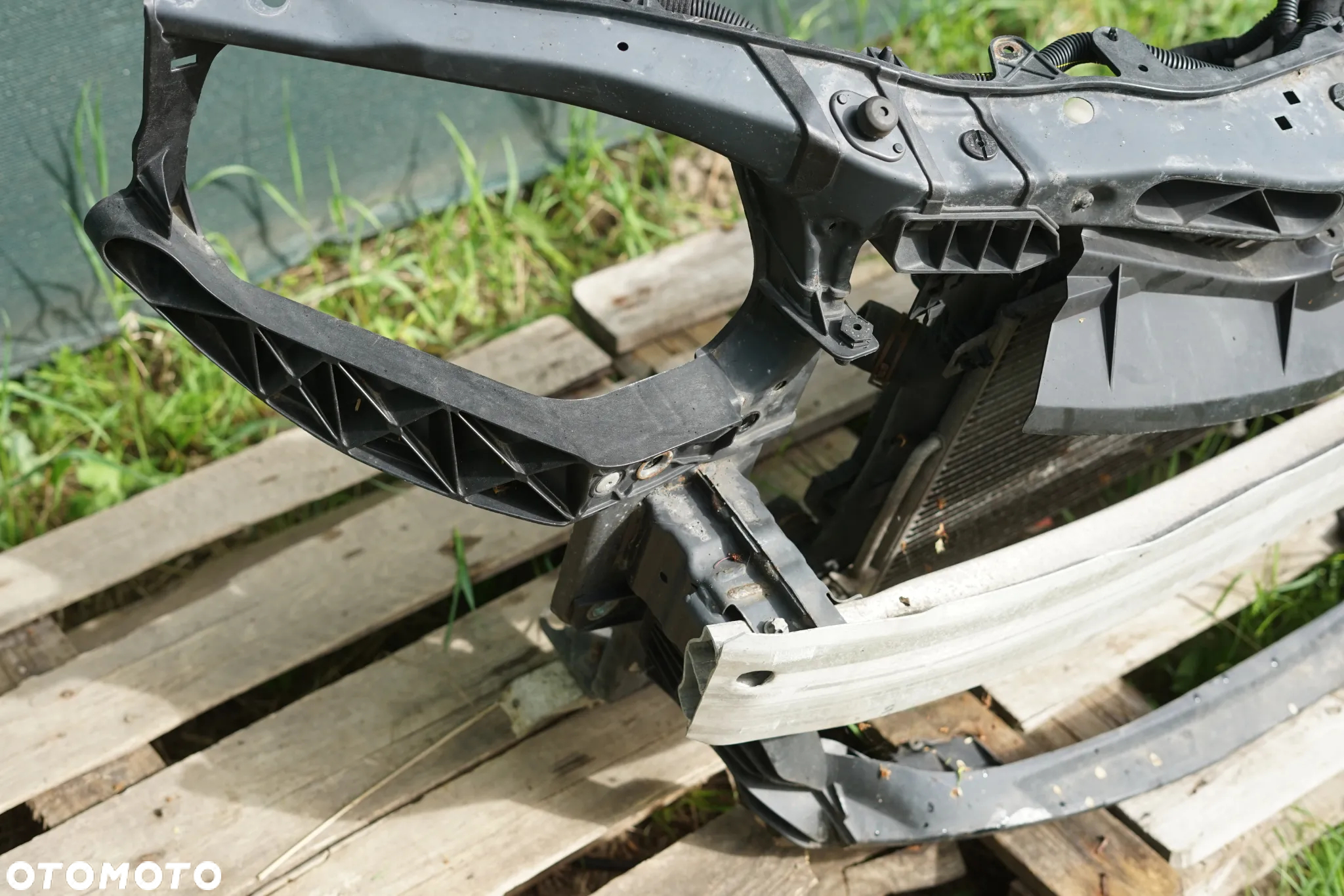 Pas przedni kompletny Opel Corsa D Benzyna - 2