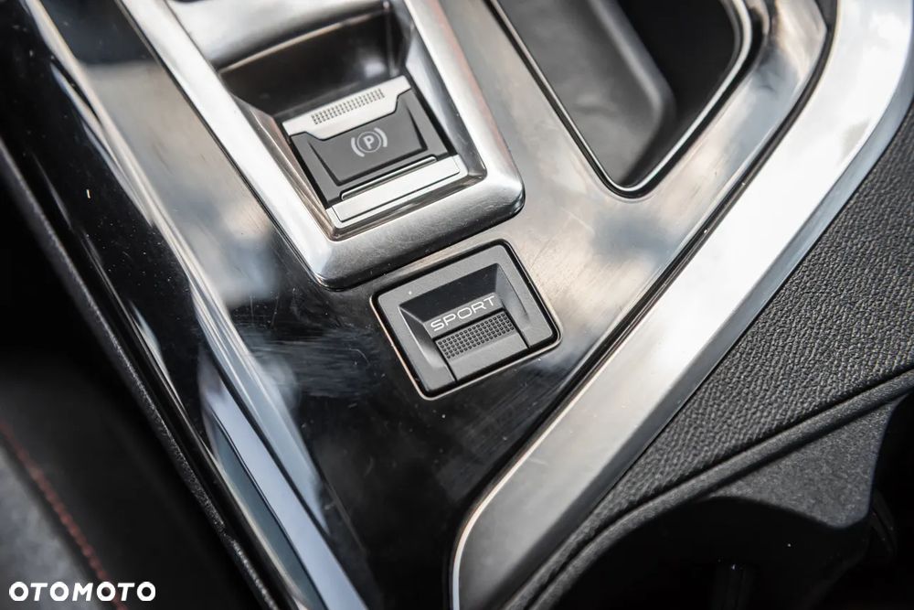 Peugeot 5008 1.5 BlueHDi Allure S&S EAT8 - 22