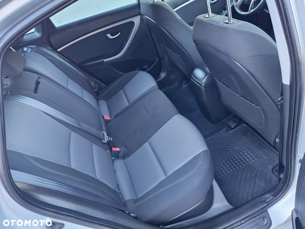 Hyundai i30 1.6 Automatik Style - 15