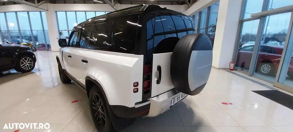 Land Rover Defender - 5