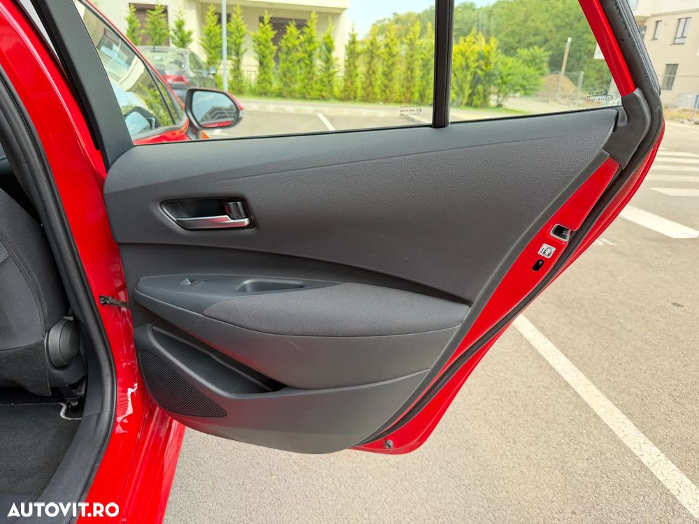 Toyota Corolla 1.8 HSD Dynamic - 25