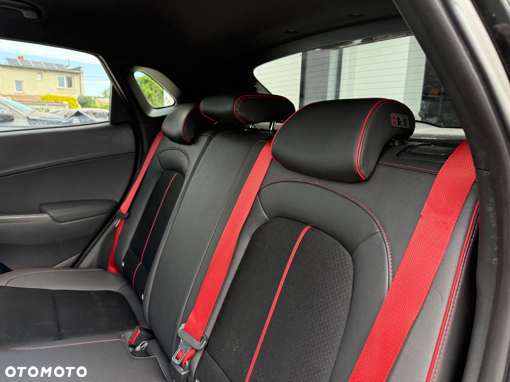Hyundai Kona 1.6 CRDi DCT Premium - 4