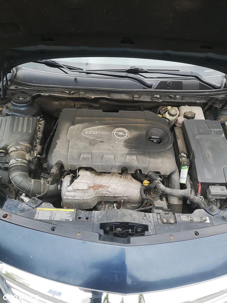 Opel Insignia 2.0 CDTI - 11