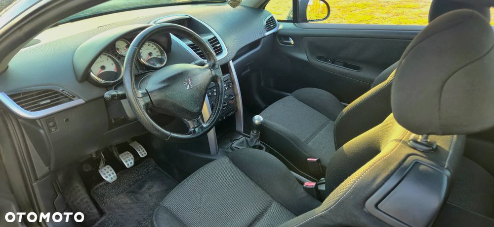 Peugeot 207 CC - 7