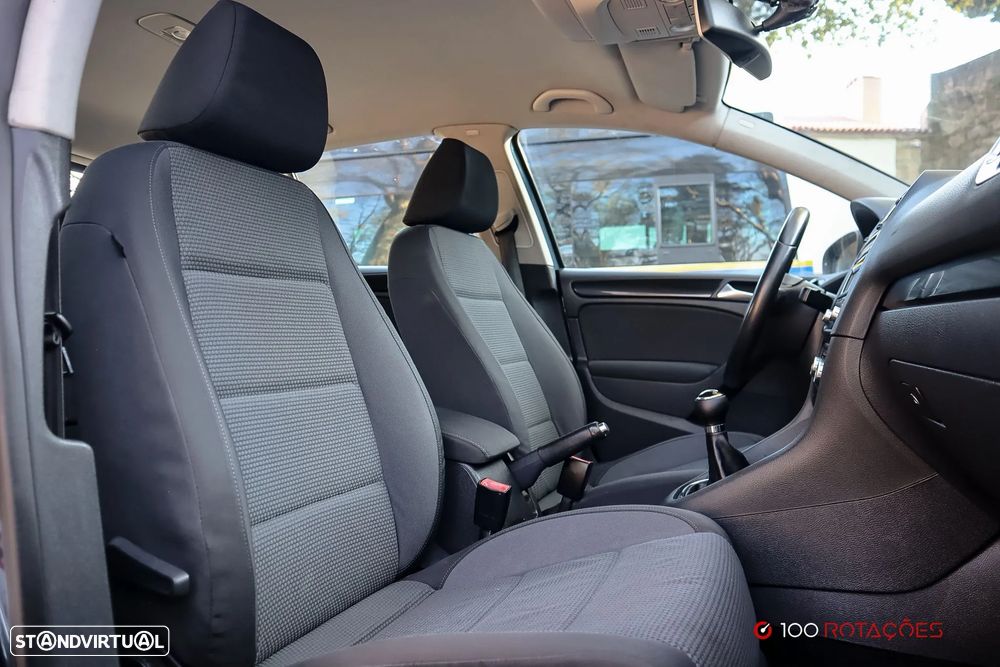 VW Golf 1.6 TDi Confortline - 6