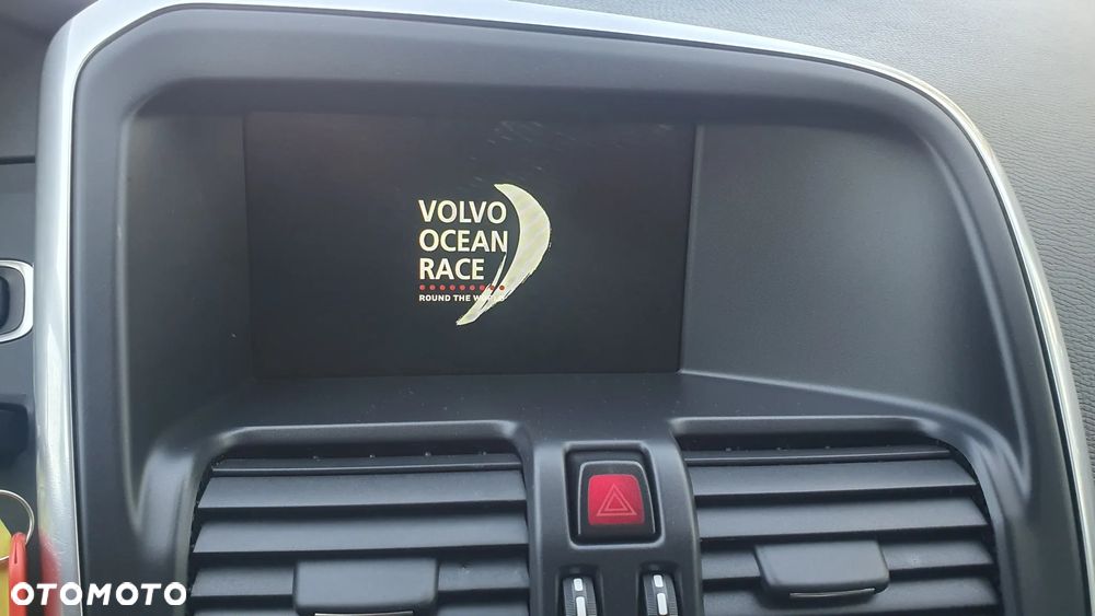 Volvo XC 60 D4 Drive-E Ocean Race - 13
