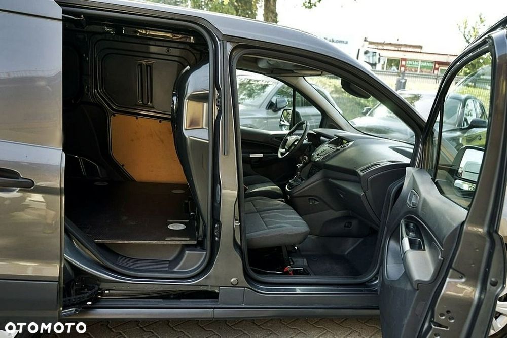 Ford Transit Connect - 20