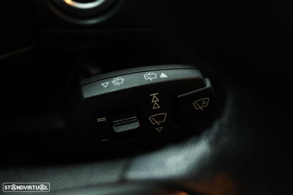 BMW X1 18 d sDrive - 21