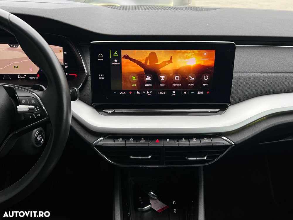 Skoda Octavia Combi 2.0 TDI DSG First Edition - 17