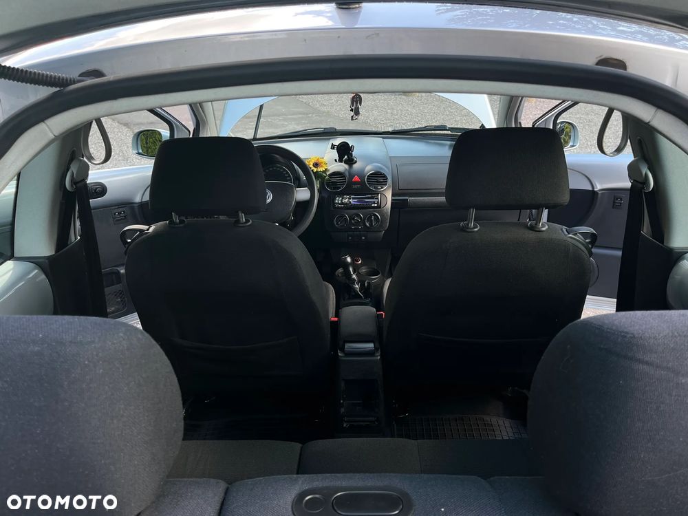 Volkswagen New Beetle 1.9 TDI - 23