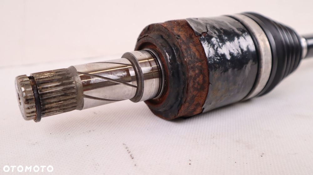 LAND ROVER DISCOVERY SPORT L550 2.2 D PÓŁOŚ PRAWA TYŁ - 3