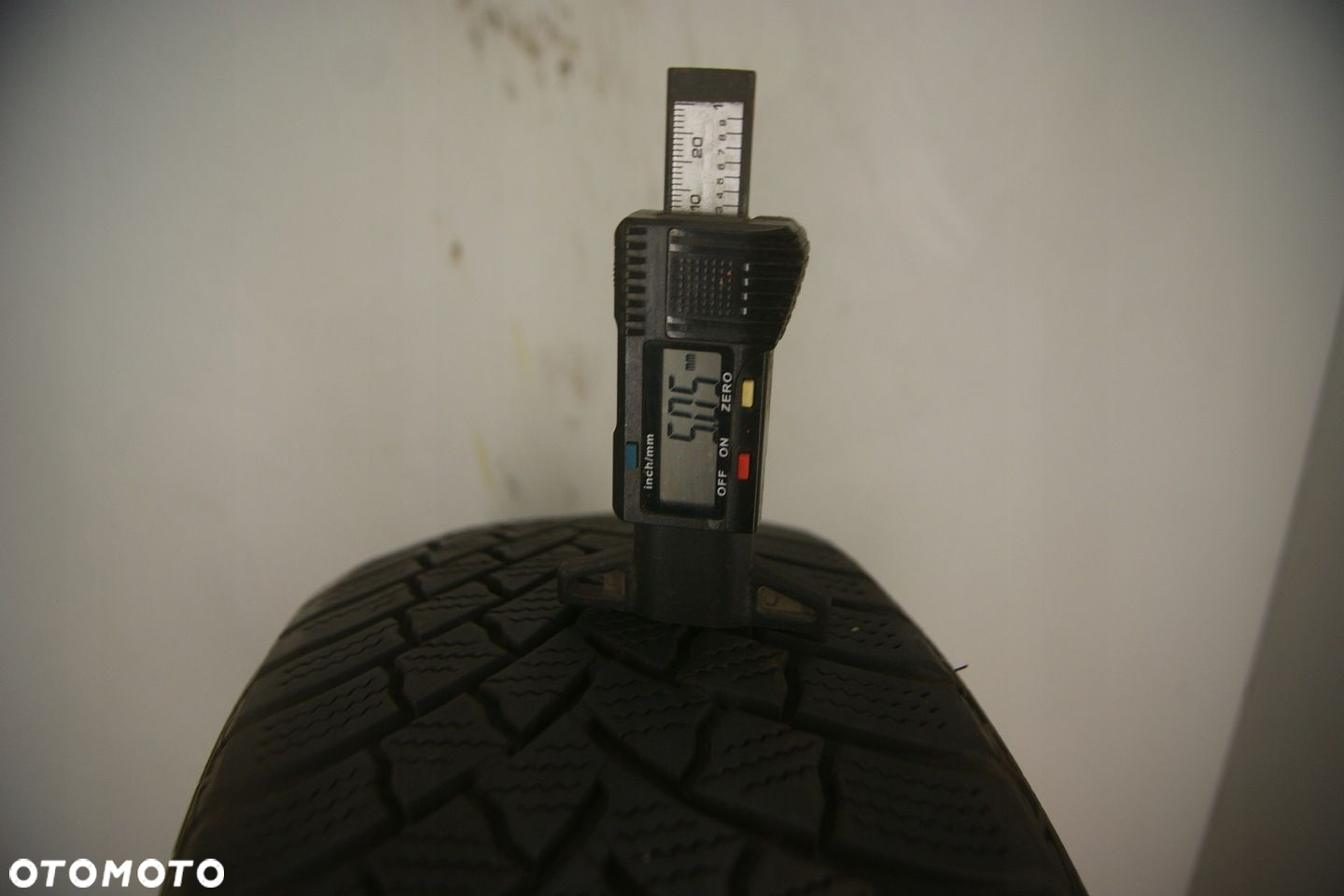 2x 185/60R15 opony zimowe Bridgestone 61907 - 4