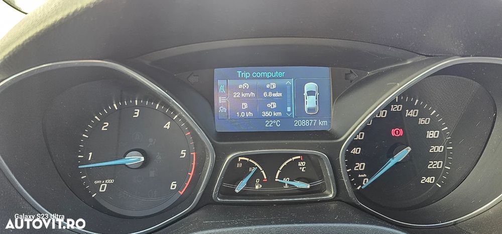 Ford Focus 1.6 TDCI DPF Start-Stopp-System Trend - 19