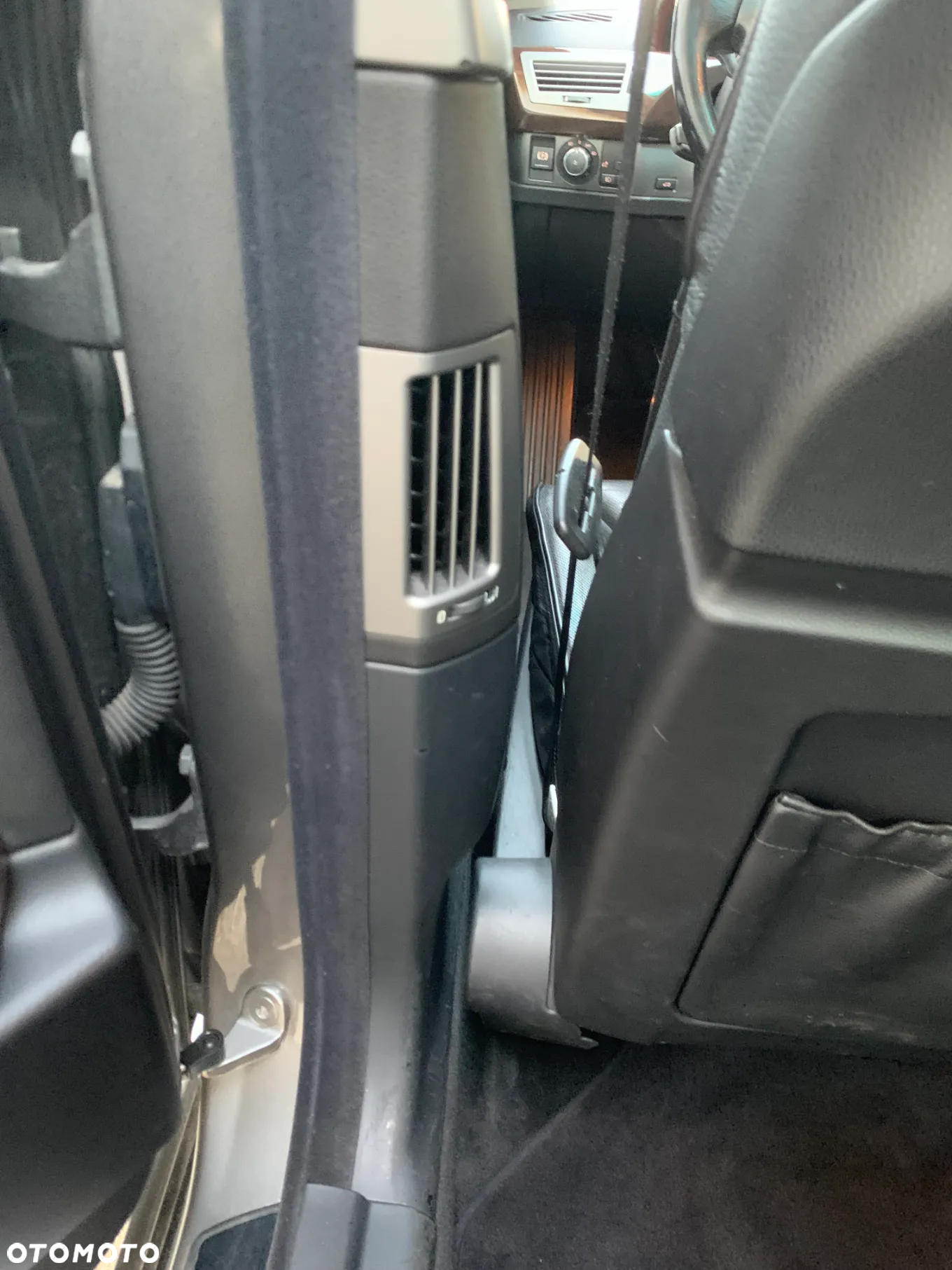 BMW Seria 7 745d - 13