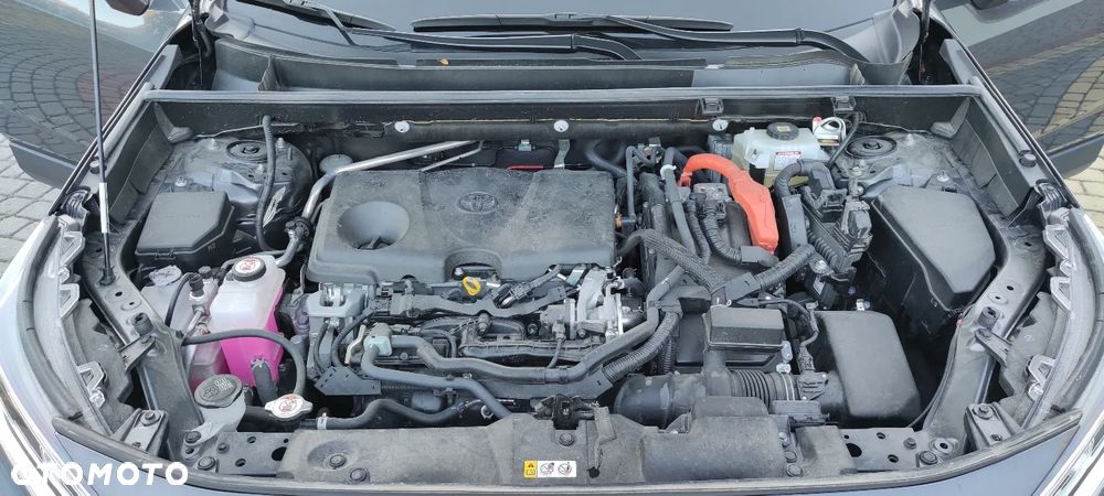 Toyota RAV4 - 9